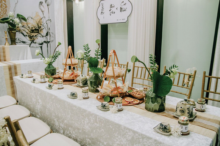 Ý Tưởng Sử Dụng Hoa Sen Trang Trí Gia Tiên Ngày Cưới Hỏi