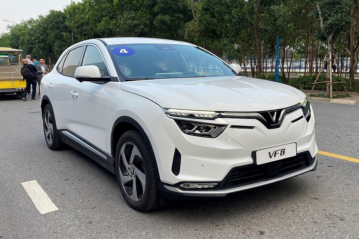 Đánh giá xe Vinfast VF8 1
